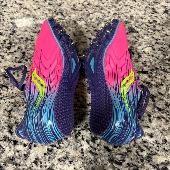 Track and Field Spikes - Picture 5 of 7